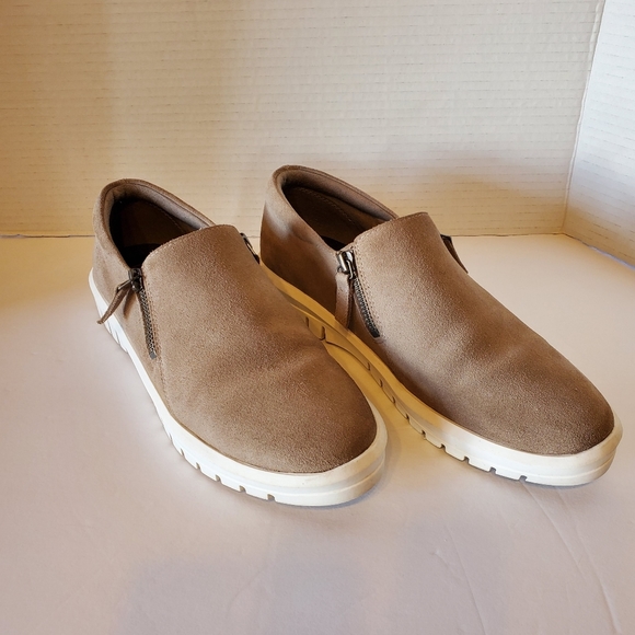 Blondo Faith Taupe Waterproof Slip On Sporty Sneaker 9 - Picture 4 of 10